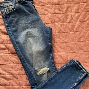 KanCan Distressed Skinny Jeans *LIKE NEW*